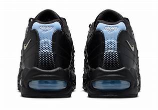 Palace x Nike Air Max 95 'Big Bubble - Metallic Silver' (IQ7708-095)