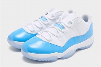 Air Jordan 11 Retro Low 'UNC' 2026 (FV5104-100)