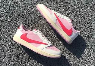 Travis Scott x Air Jordan 1 Low OG SP PS 'Sail/Tropical Pink-Shy Pink' (IQ7605-101)