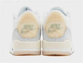 Air Jordan 3 Retro SE Craft 'Ivory' (FJ9479-100)