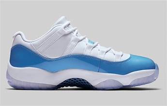 Air Jordan 11 Retro Low 'UNC' 2026 (FV5104-100)