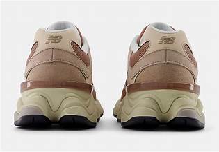 New Balance 9060 Sparrow Flat Taupe (U9060EEH)