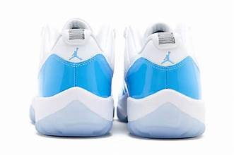 Air Jordan 11 Retro Low 'UNC' 2026 (FV5104-100)