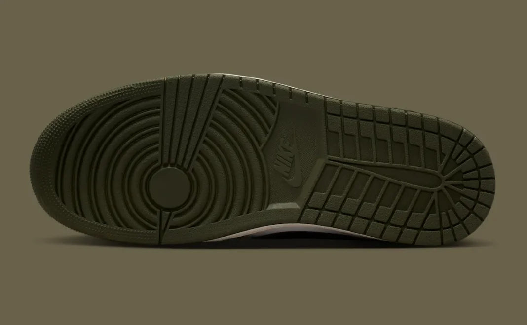 Air Jordan 1 Low OG “Medium Olive” 2026 (HQ6998-200)