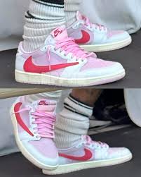 Travis Scott x Air Jordan 1 Retro Low OG 'Sail Tropical Pink' (IQ7604-101)
