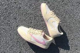 Travis Scott x Air Jordan 1 Retro Low OG 'Muslin/Shy Pink' (IQ7604-100)