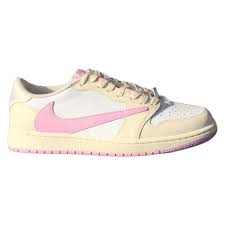Travis Scott x Air Jordan 1 Retro Low OG 'Muslin/Shy Pink' (IQ7604-100)